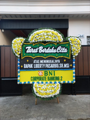 Papan Bunga Duka di Babakan Sari